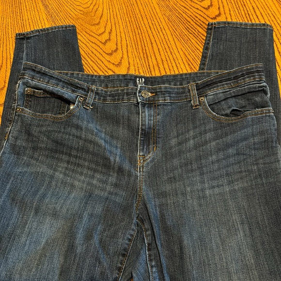 Women’s Size 34 GAP Regular Denim Legging / Skinny Jean - Picture 2 of 6
